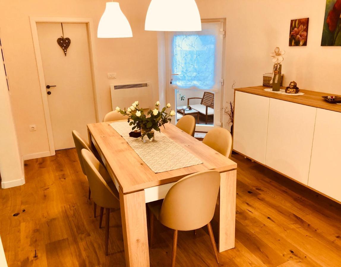 Apartment Karin Rijeka Bagian luar foto