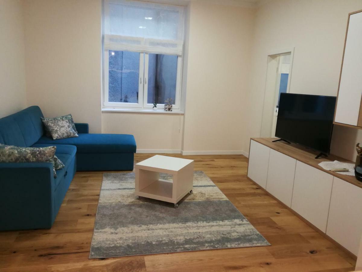 Apartment Karin Rijeka Bagian luar foto