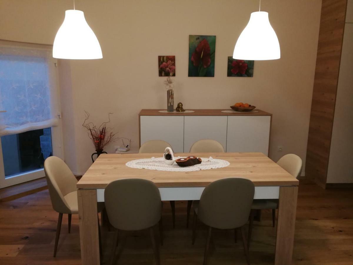 Apartment Karin Rijeka Bagian luar foto